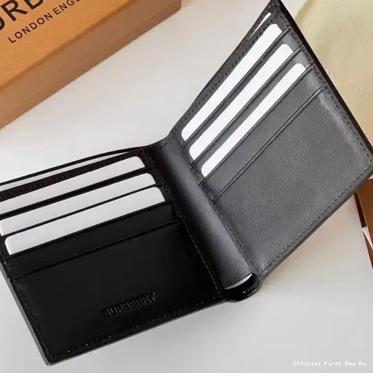 Official First Bag Ru BURBERRY WALLET 0502